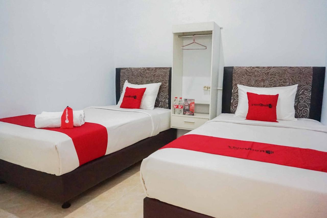 Reddoorz Near Velodrome Malang 2 Hotel Ngadipuro Ngoại thất bức ảnh